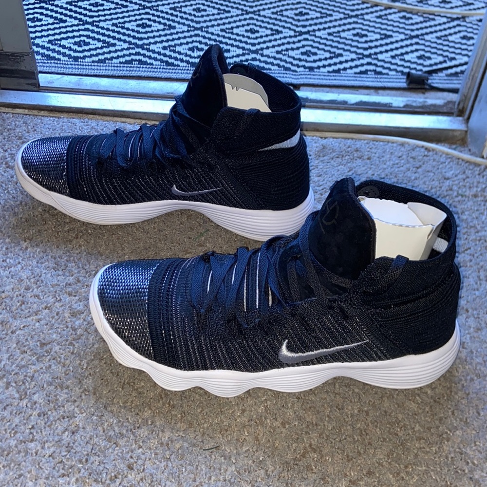 2017 Nike Hyperdunk Flyknit
